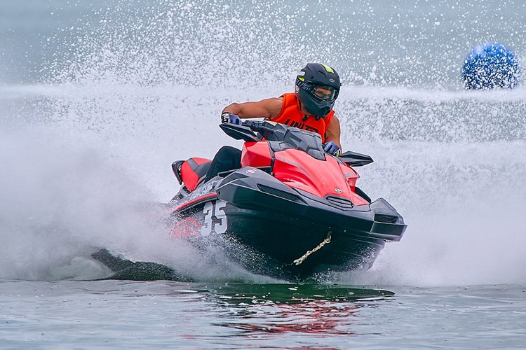 Kawasaki Ultra 310X: Anthony Worth